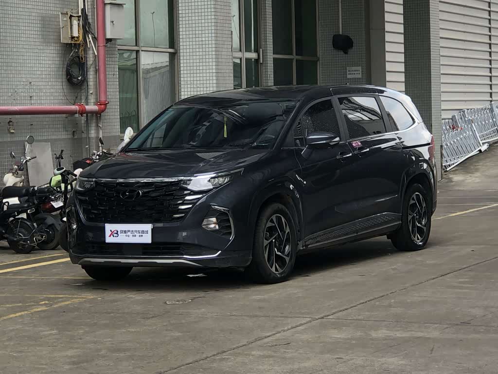 Hyundai Custo
