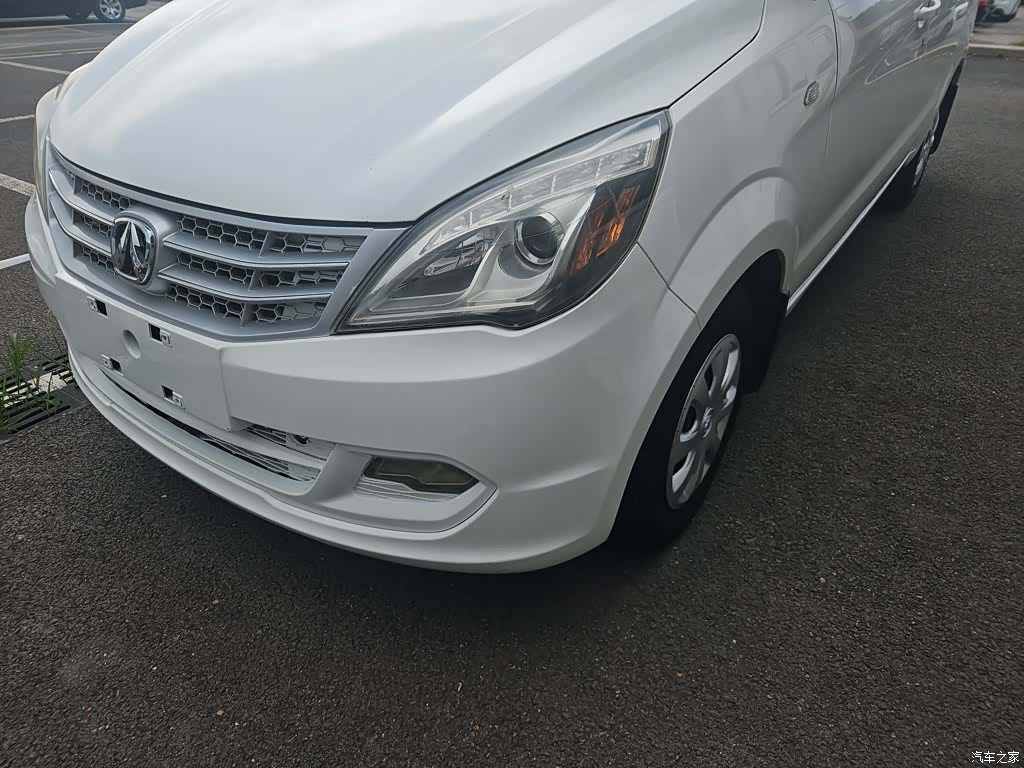 BAIC M20, 2017 3