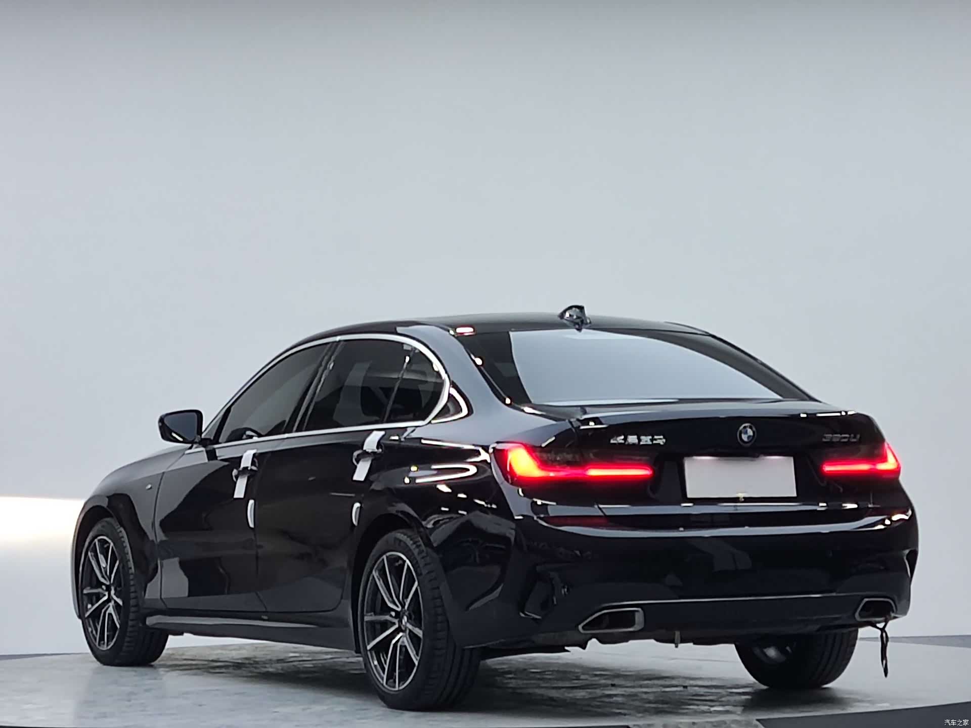 BMW 3 Series, 2022 все фото
