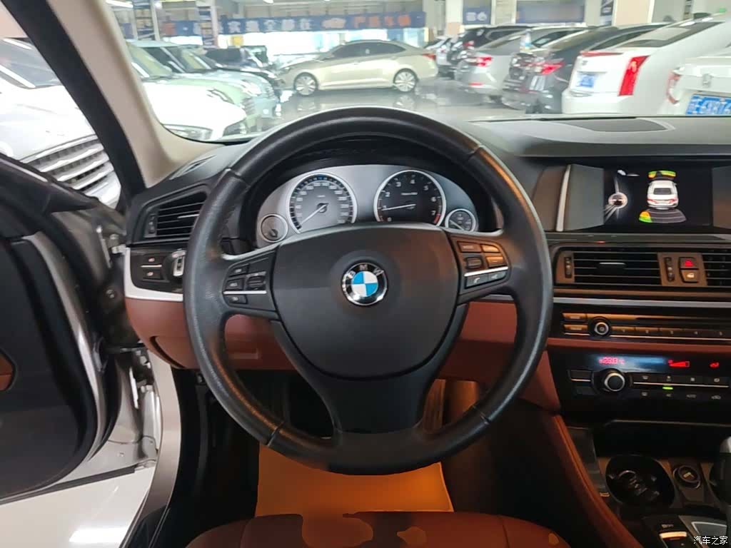 BMW 5 Series, 2015 11