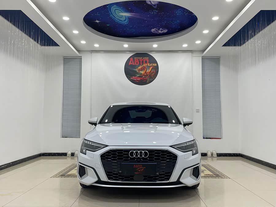 Audi A3 2022, фото 2