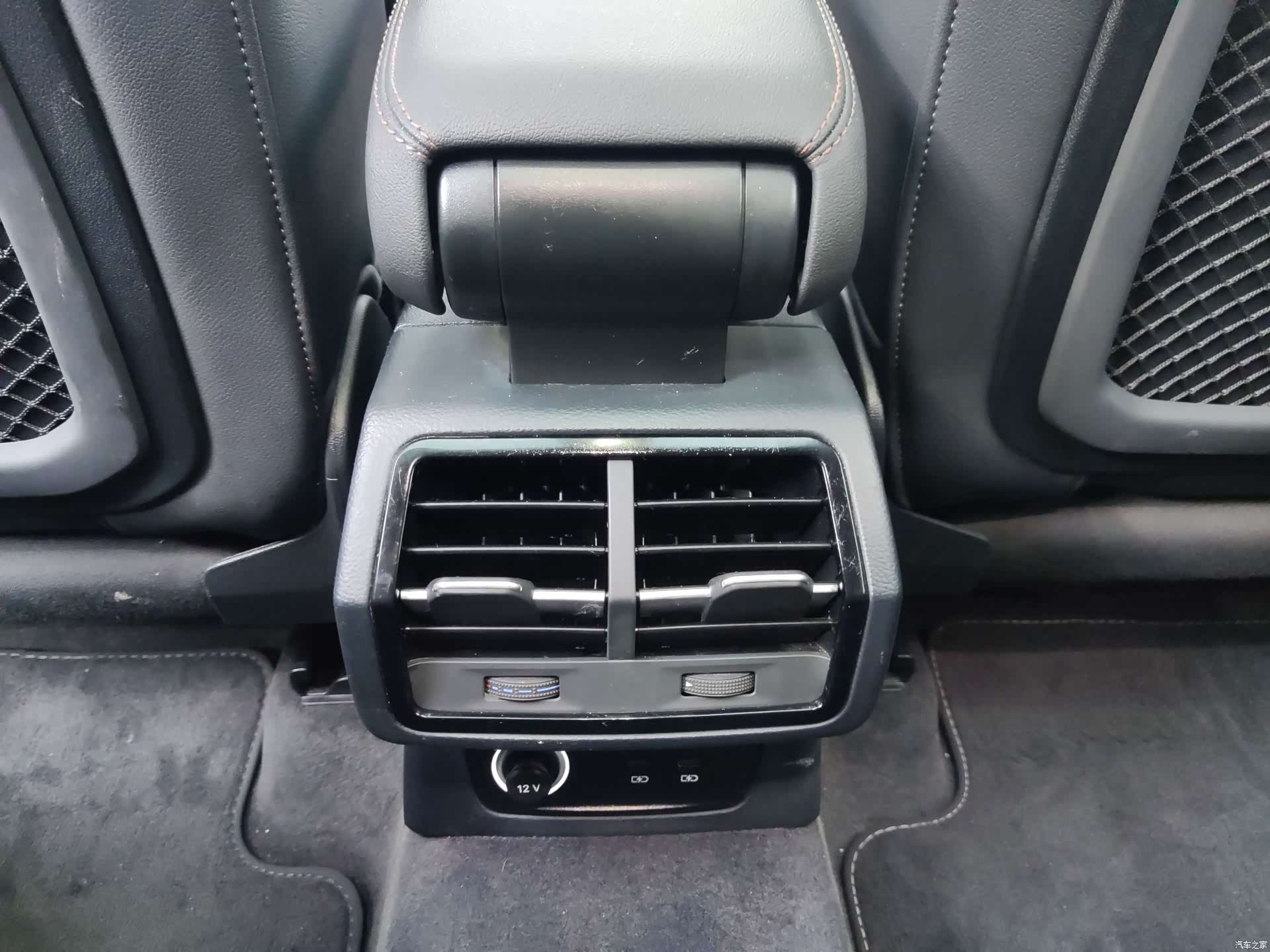 Audi Q3, 2022 16