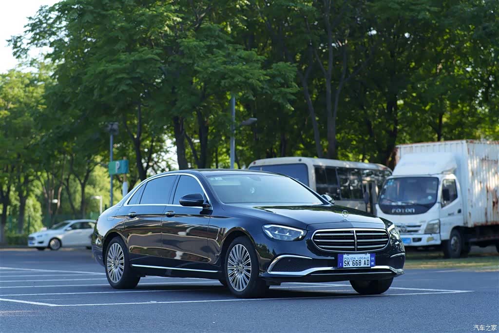 Mercedes-Benz E-Class, 2022 7