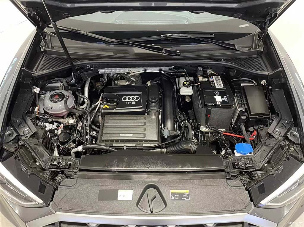 Audi Q3, 2020 9