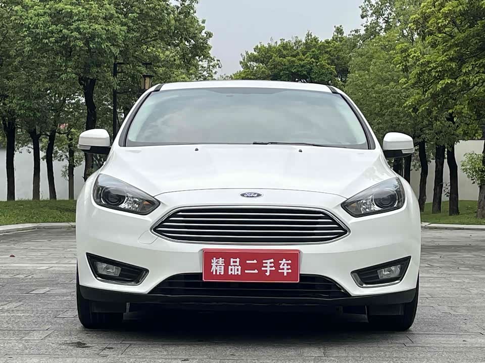 Ford Fox