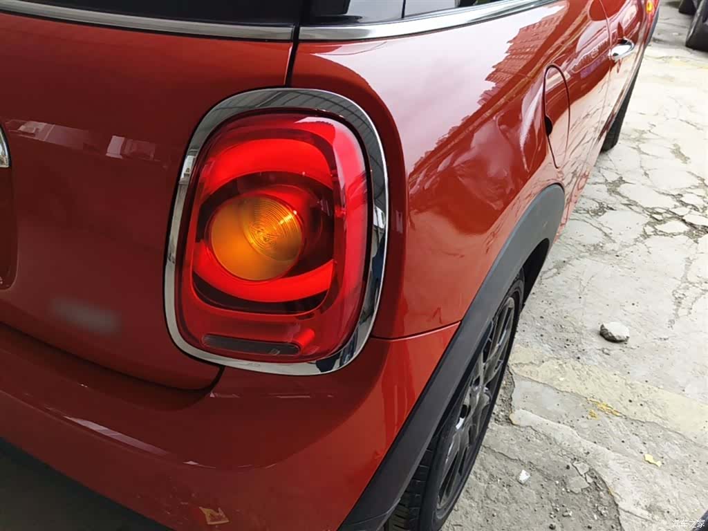 Mini ONE, 2019 8