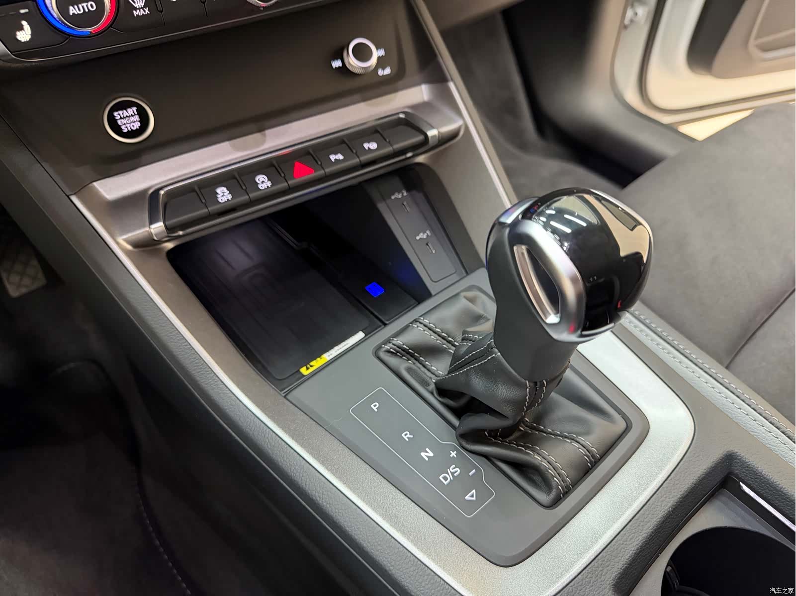 Audi Q3, 2022 16