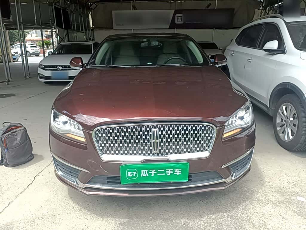Lincoln MKZ, 2019 3