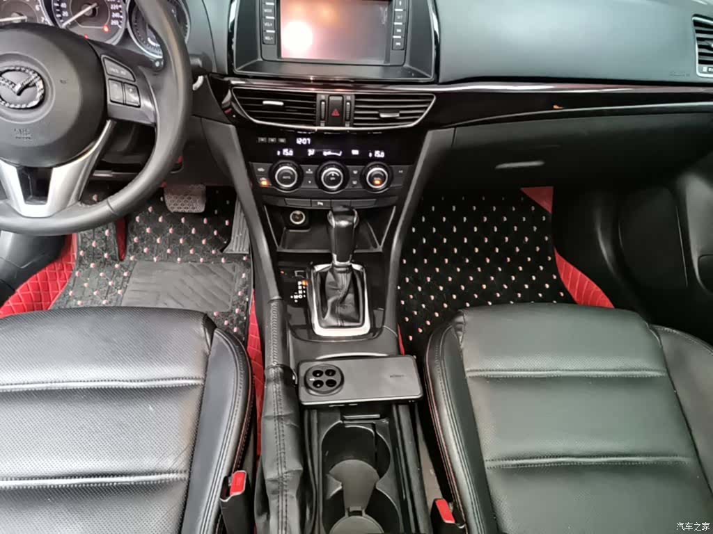 Mazda Atenza, 2015 14