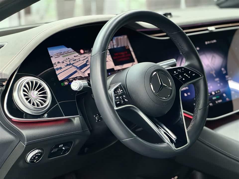 Mercedes-Benz EQS Mercedes-Benz EQS