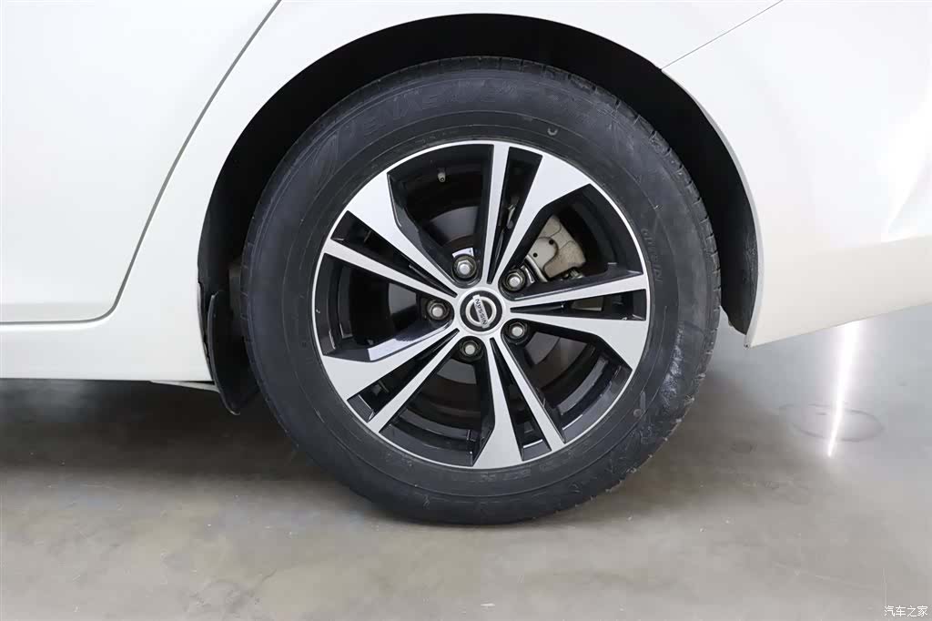 Nissan Sylphy, 2020 32