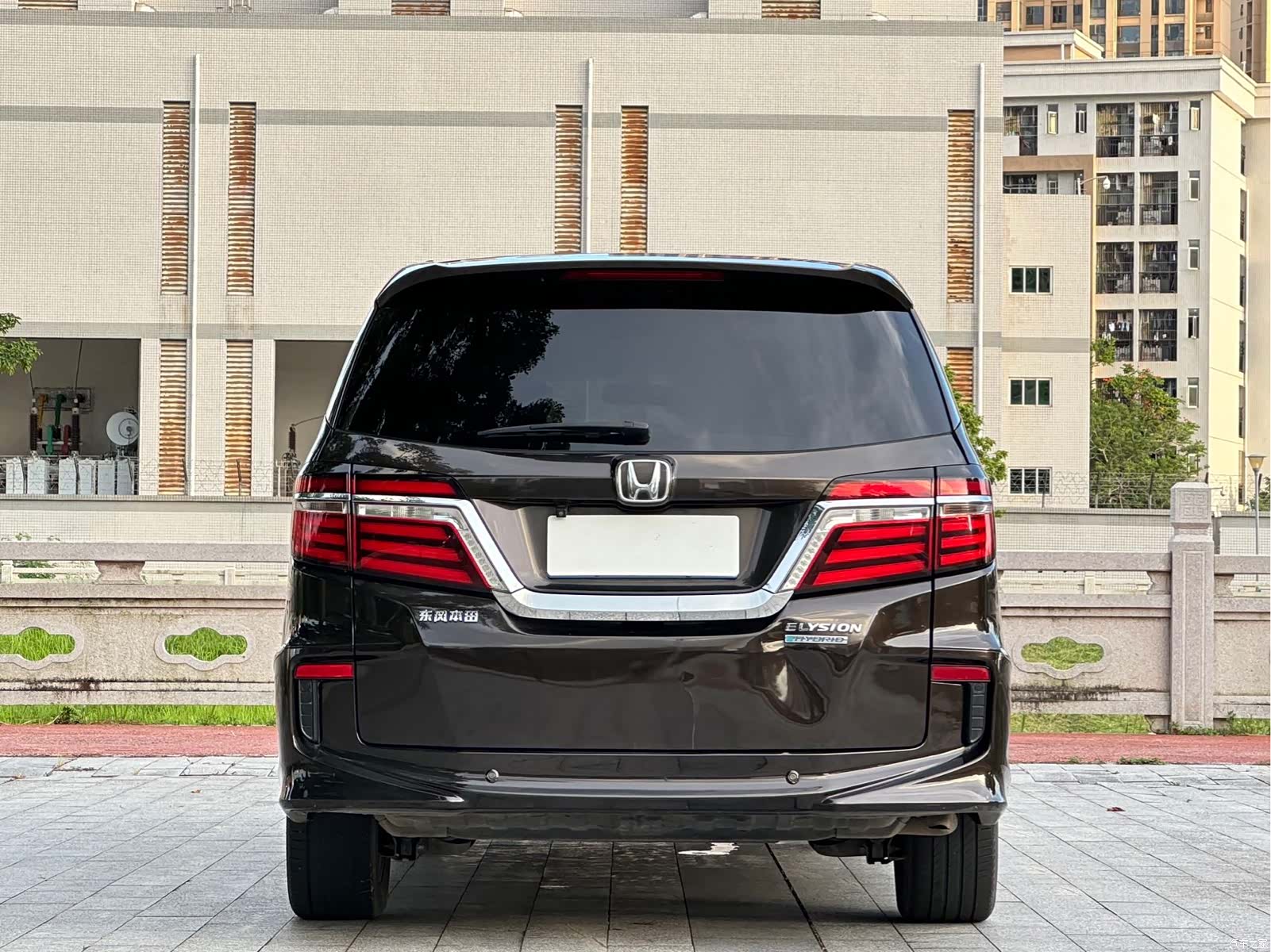 Honda Elysion, 2016 7
