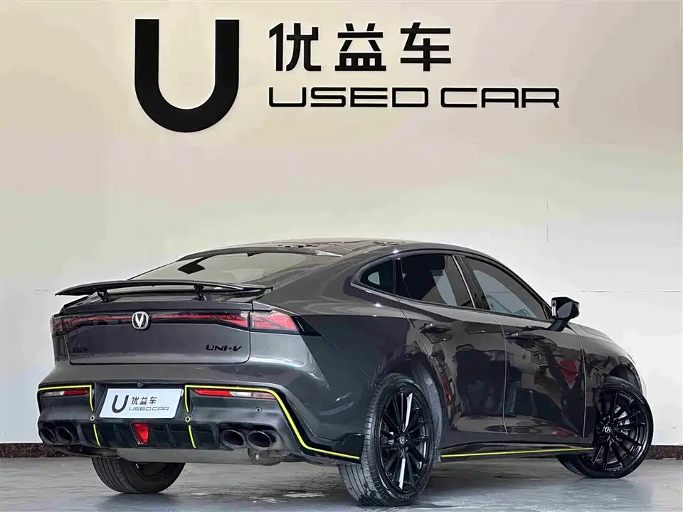 Changan UNI-V