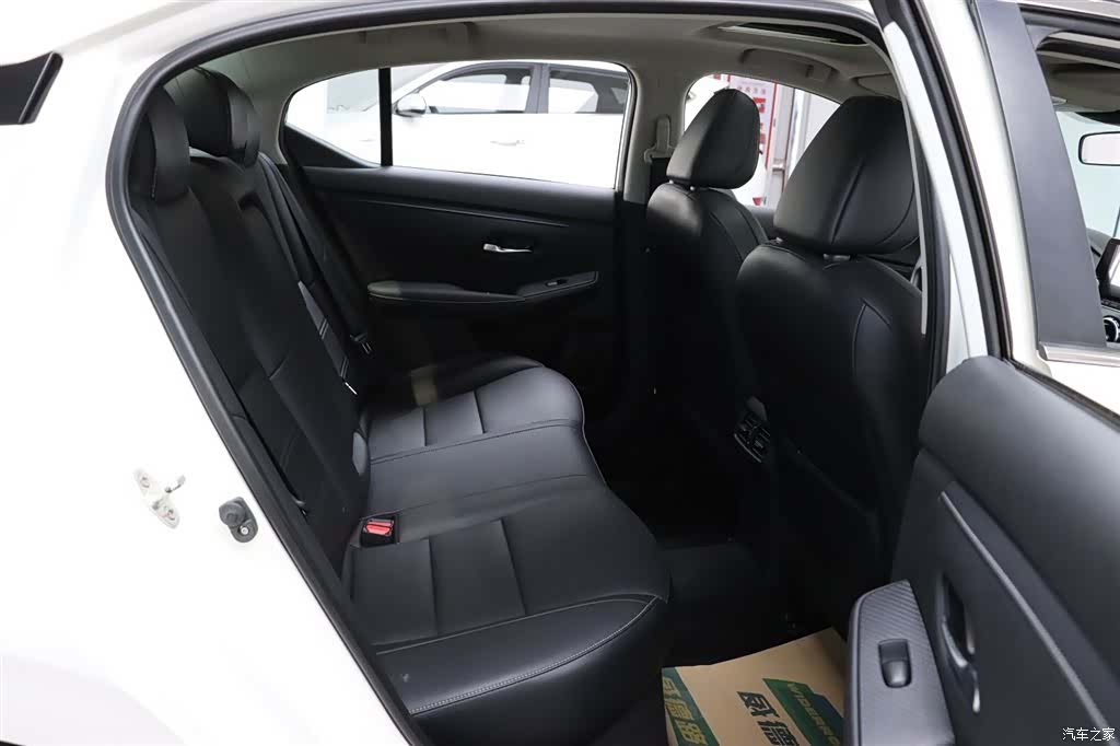 Nissan Sylphy, 2020 15