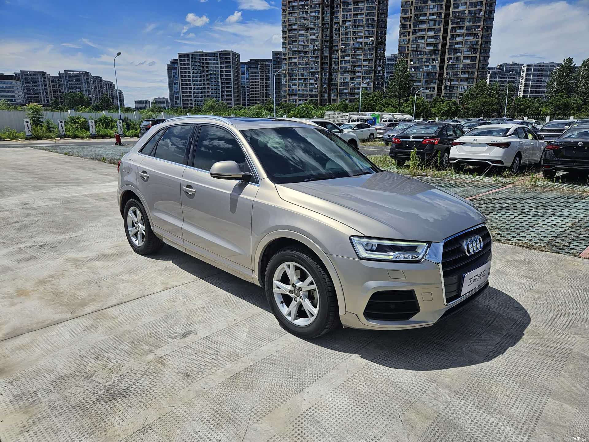 Audi Q3, 2019 4