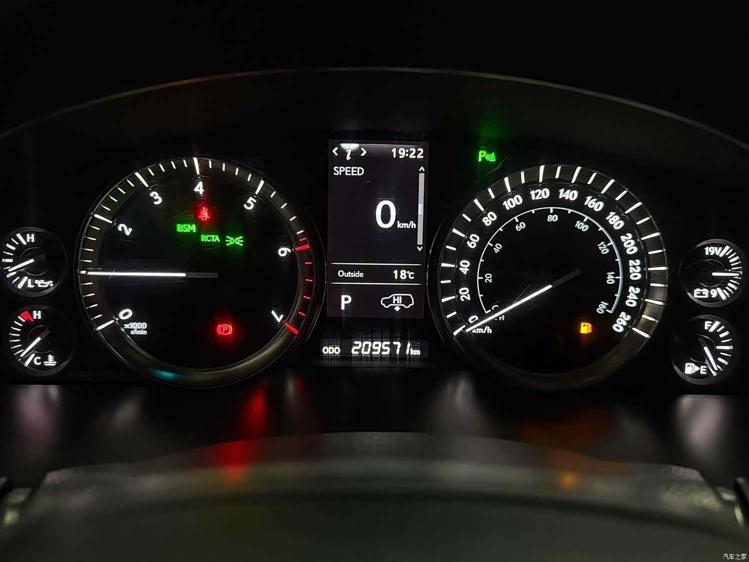 Lexus LX, 2020 11