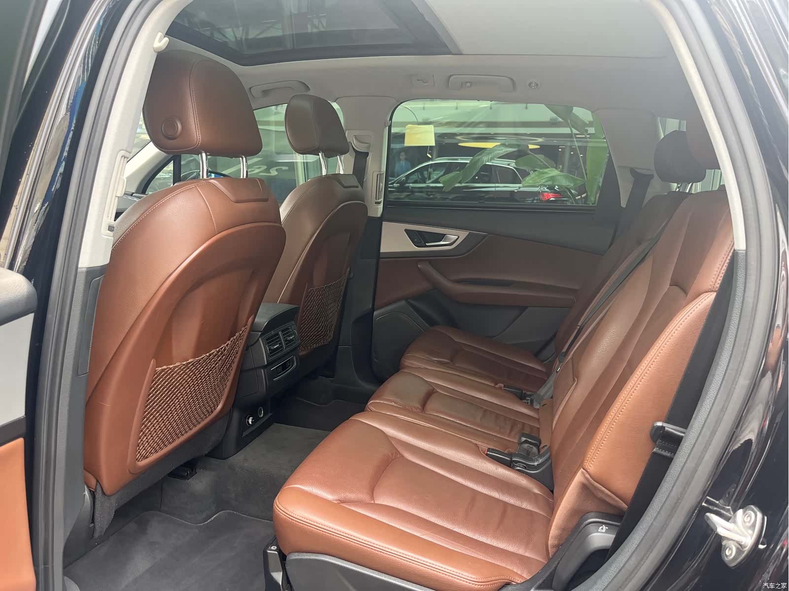 Audi Q7, 2018 все фото