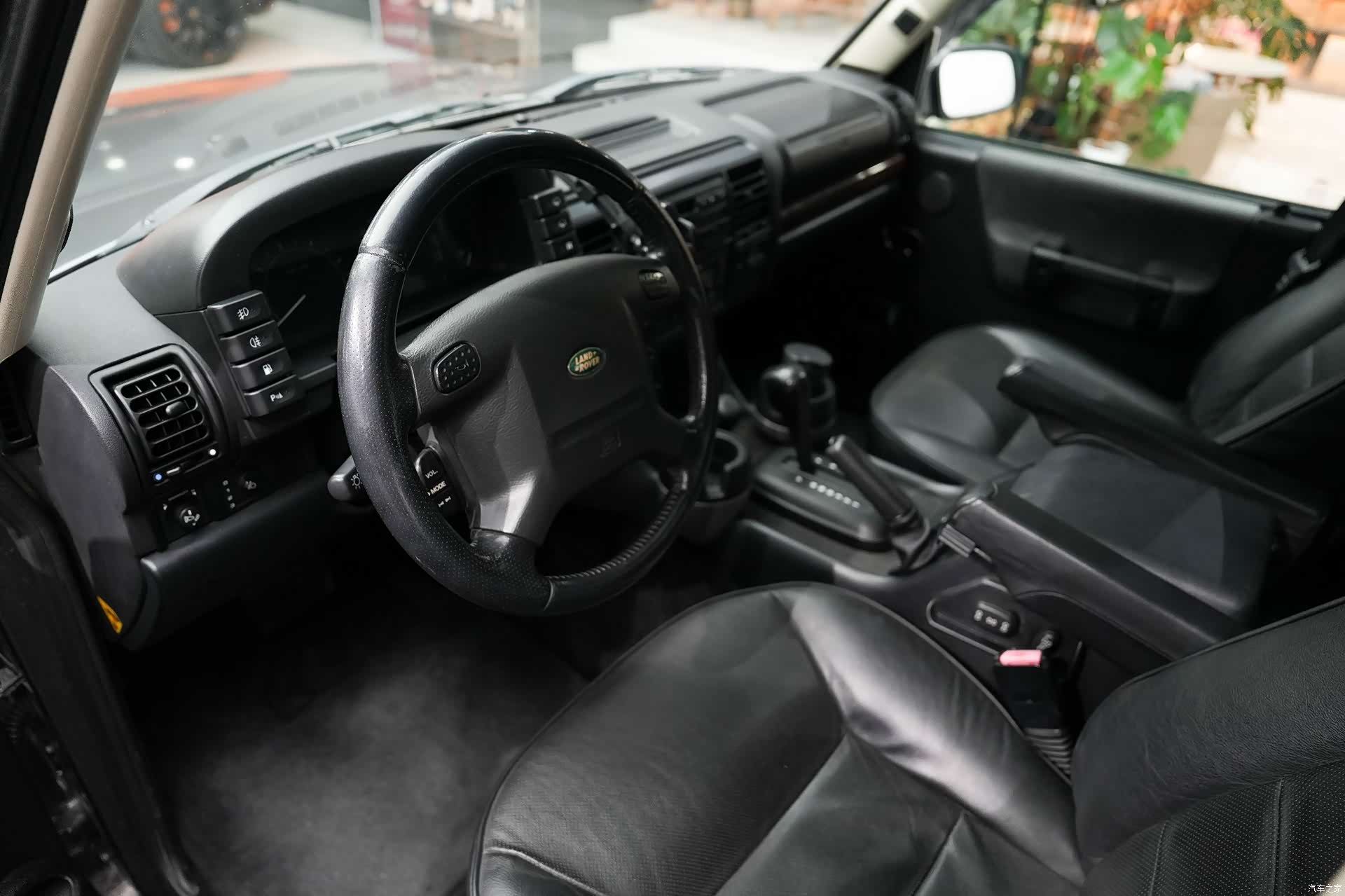 Land Rover Discovery, 2003 25