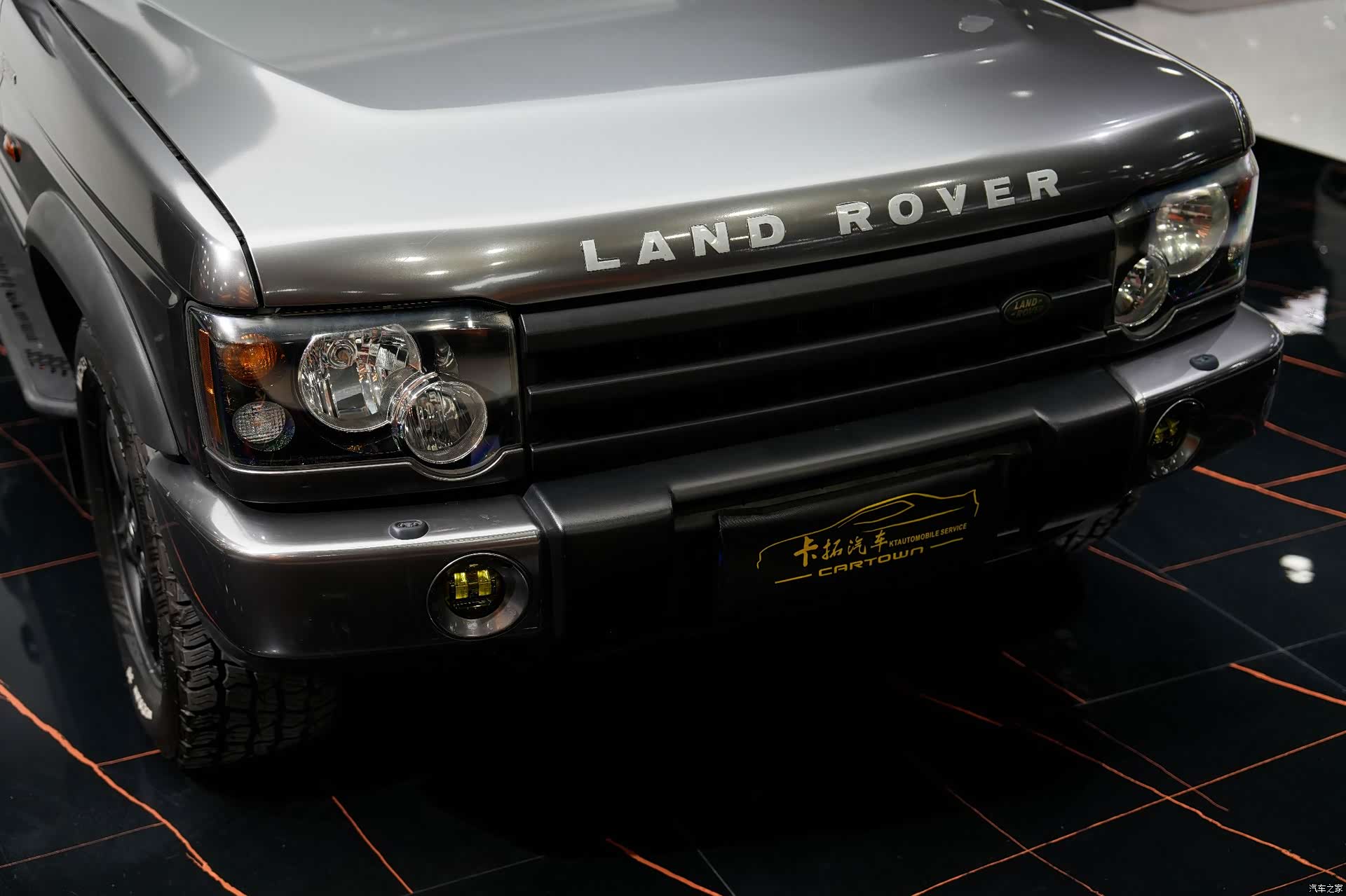 Land Rover Discovery, 2003 все фото