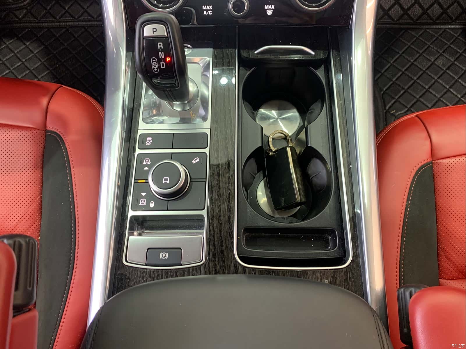 Land Rover Range Rover, 2022 16