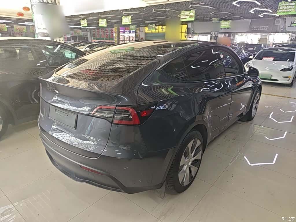 Tesla Model Y, 2022 7