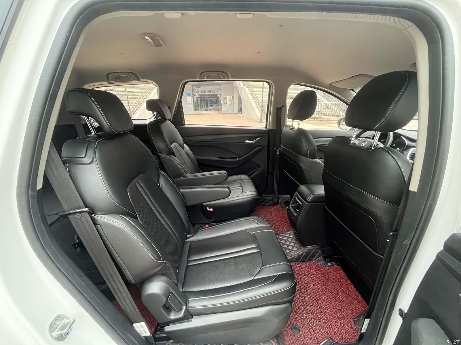 Wuling 360, 2018 15