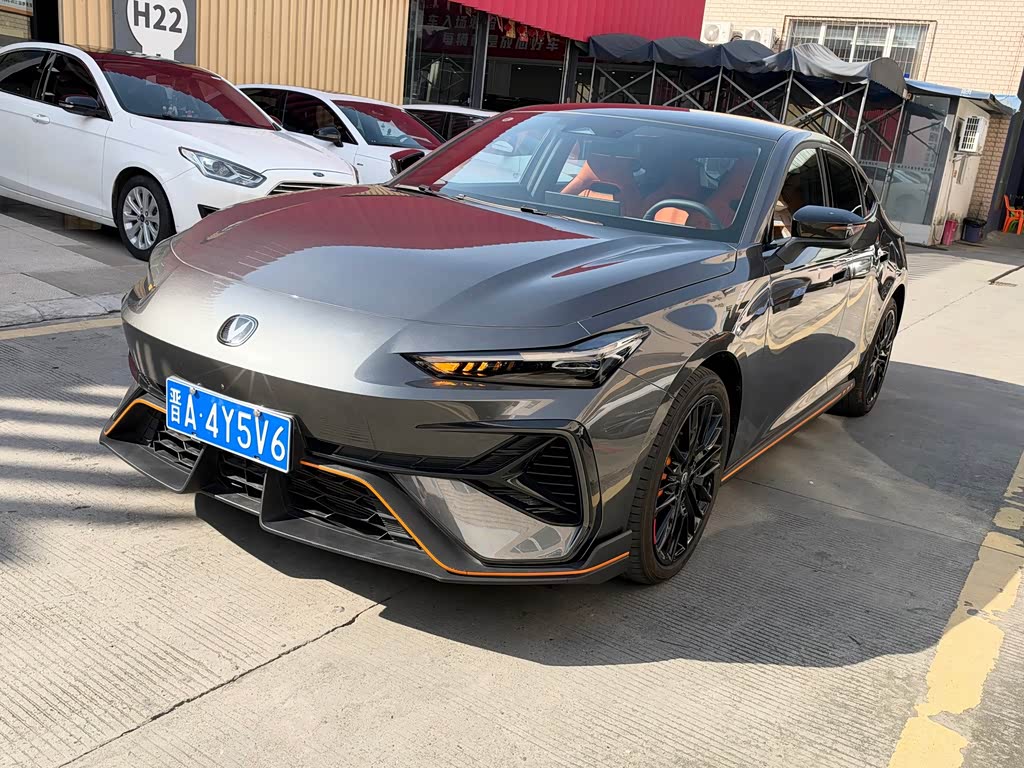 Changan UNI-V 2025 2.0T