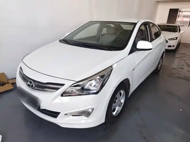 Hyundai Rien 2015 — купить из Китая под заказ