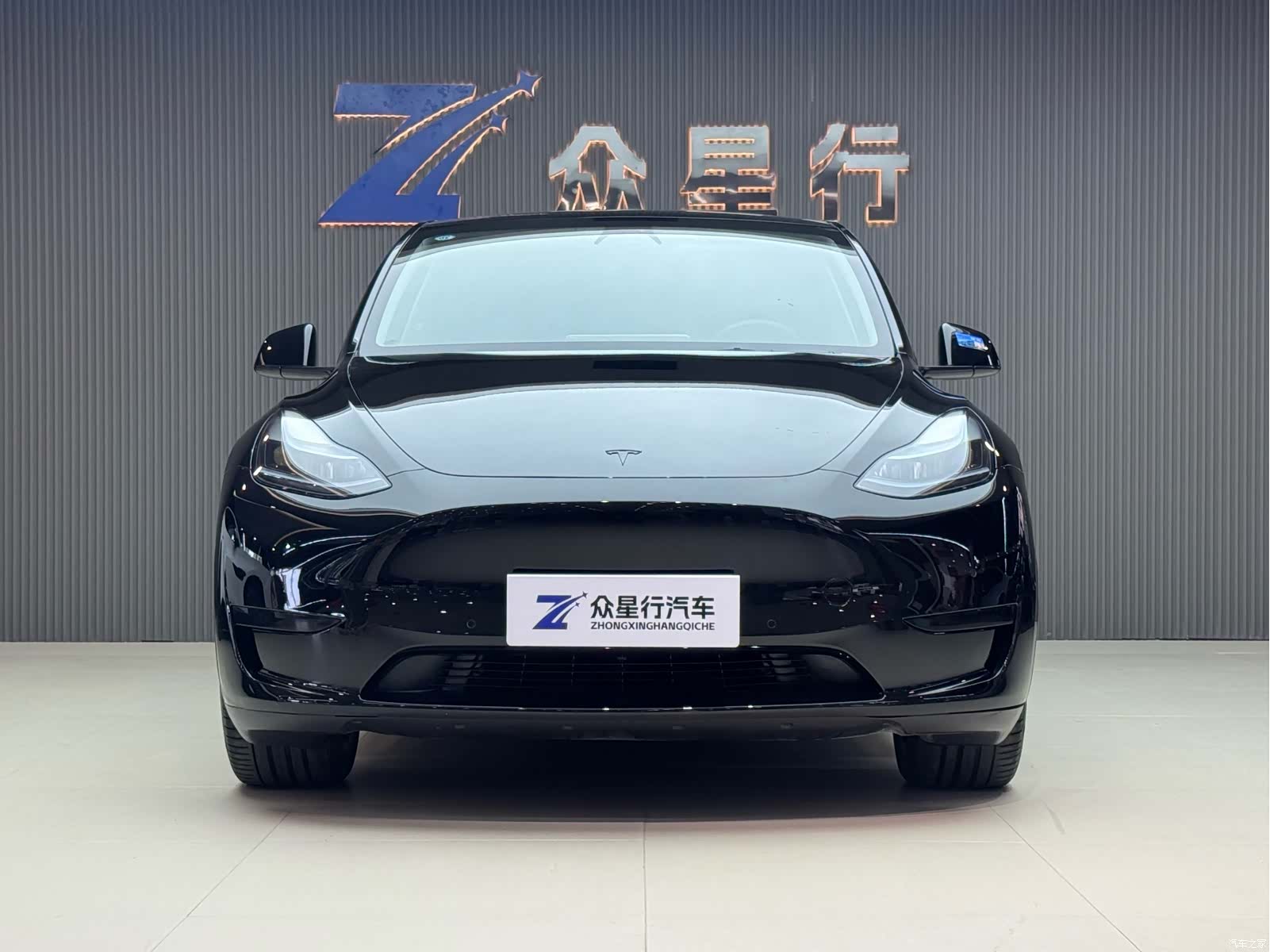 Tesla Model Y, 2023 2