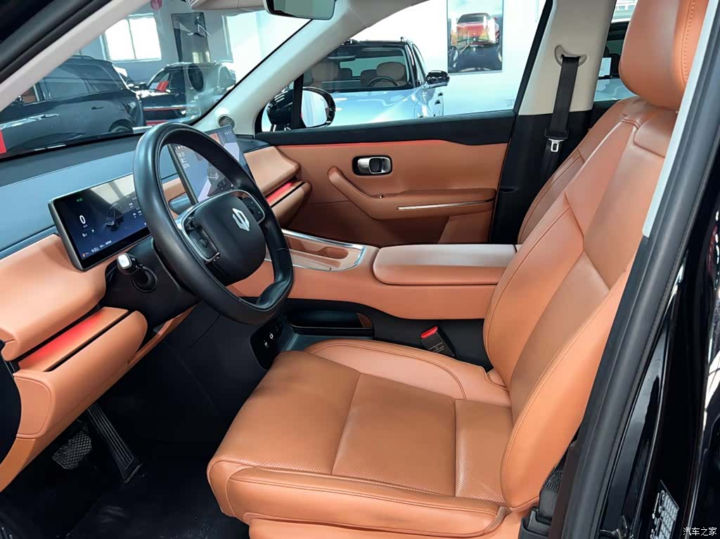 Leapmotor C16, 2025 11