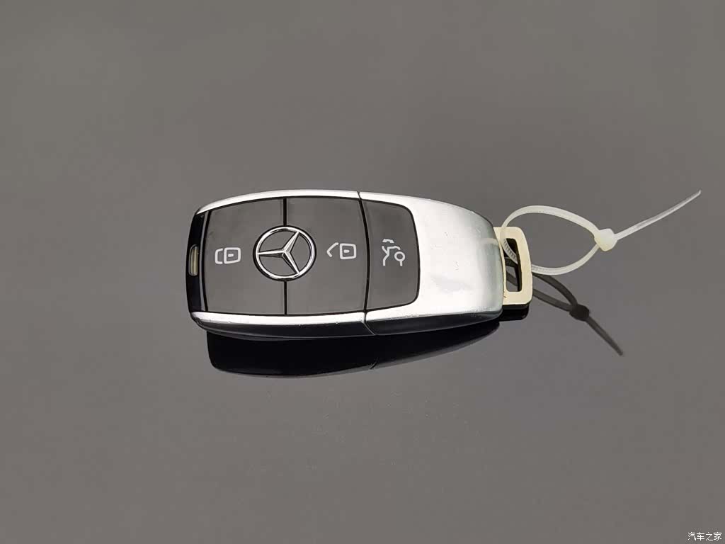 Mercedes-Benz E-Class, 2020 19