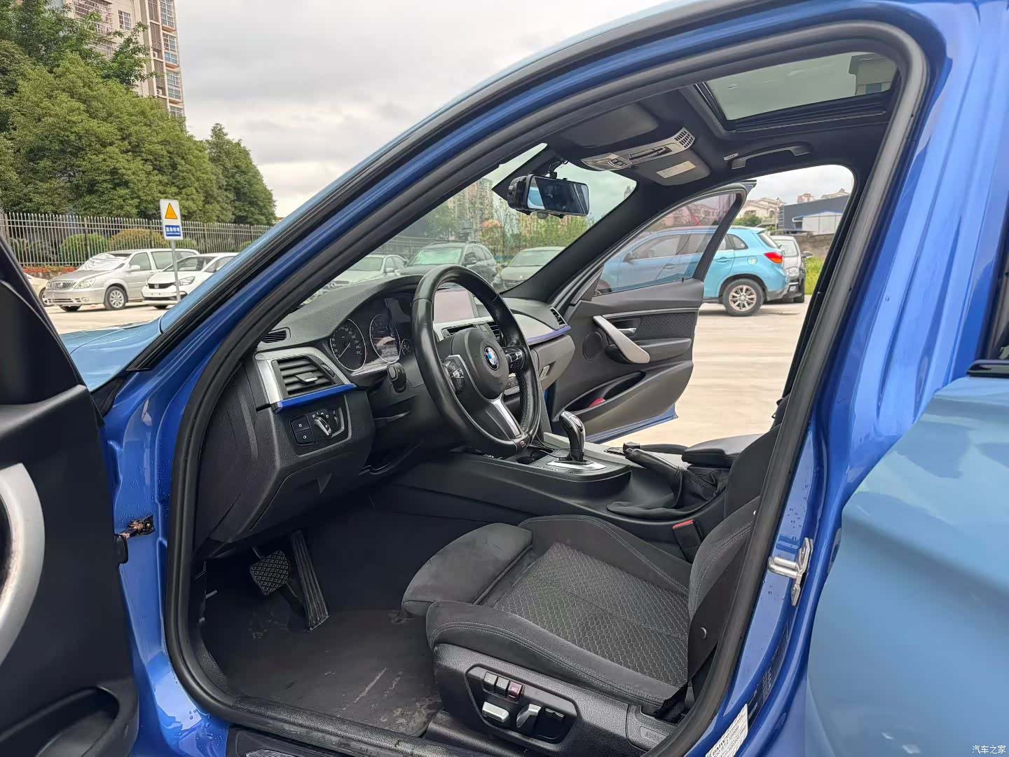 BMW 3 Series, 2017 все фото
