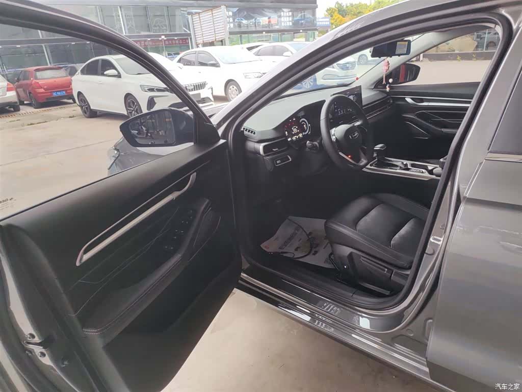 Geely Emgrand, 2024 16