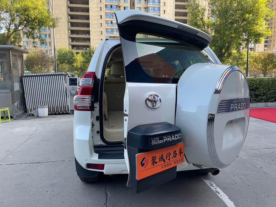 Toyota Prado