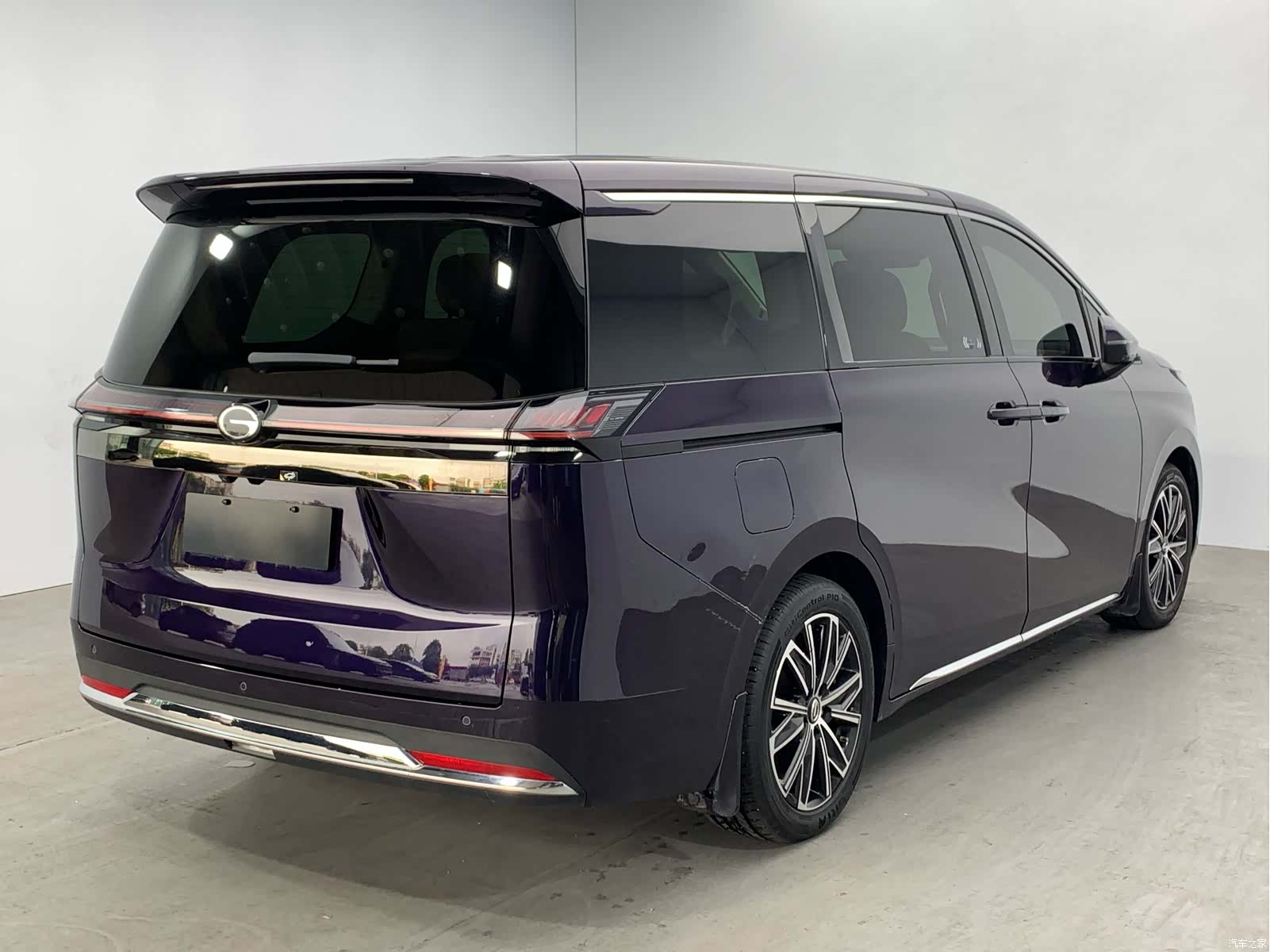 Trumpchi E8, 2024 4