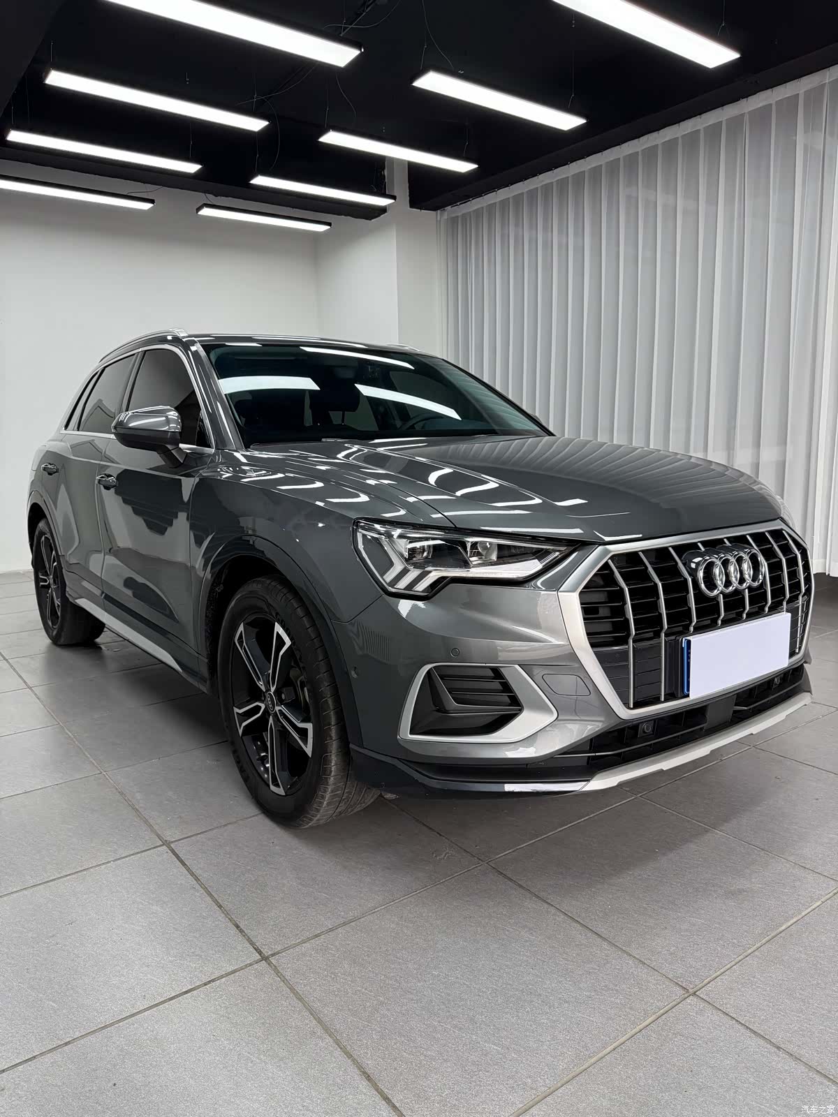 Audi Q3, 2022 3