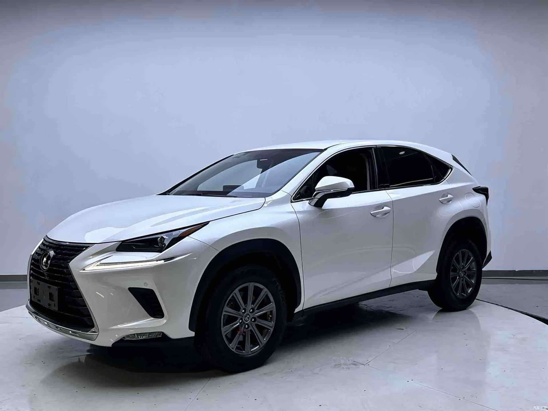 Lexus NX, 2020 1