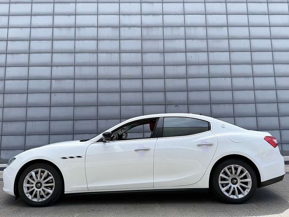 Maserati Ghibli Maserati Ghibli