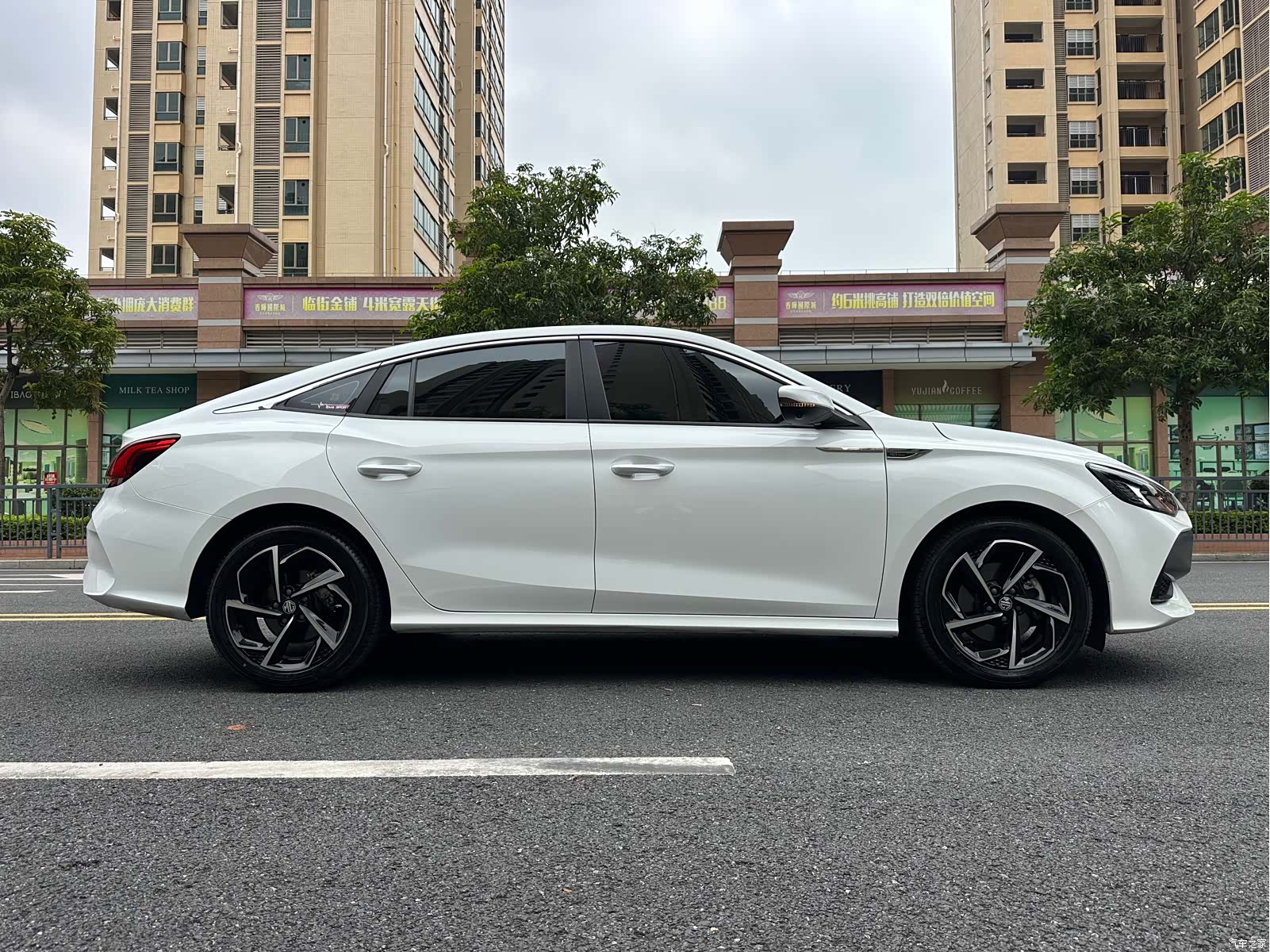 MG MG5, 2021 8