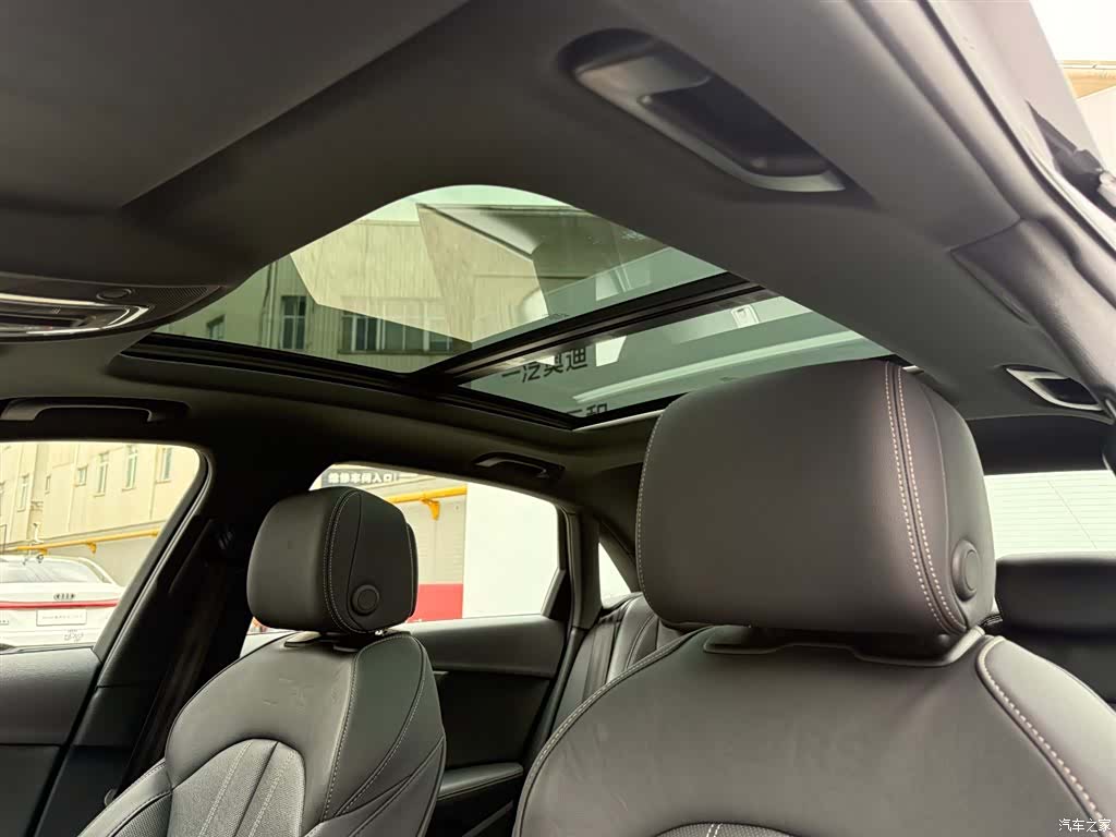 Audi A4L, 2024 10