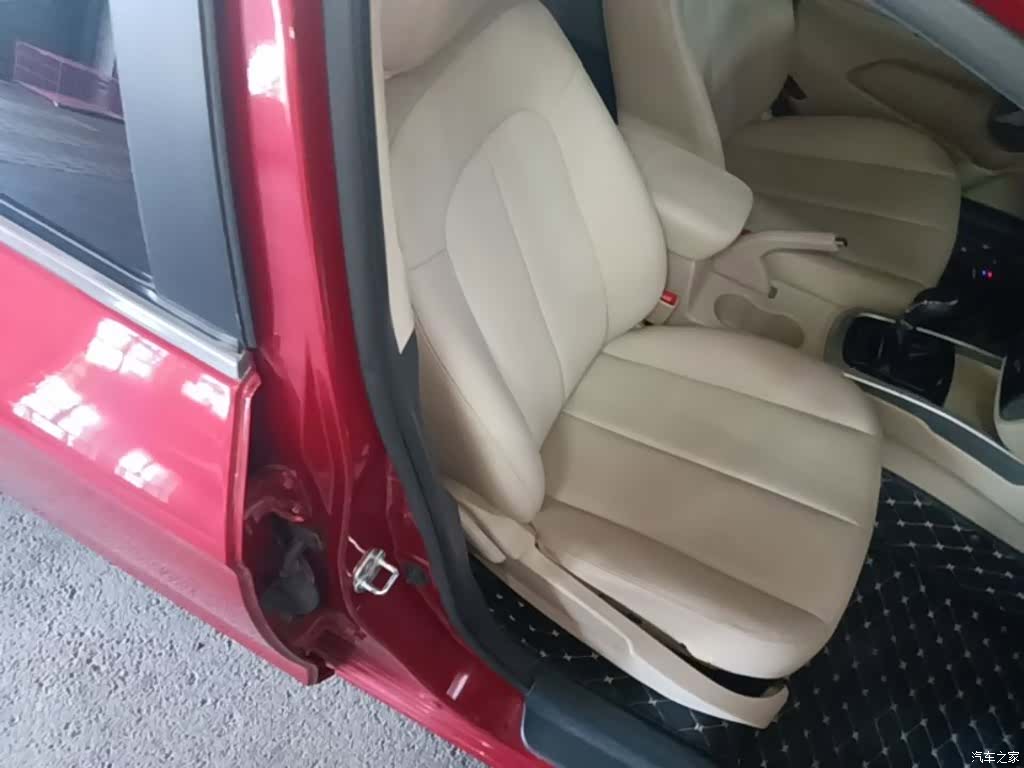 Changan Eado, 2015 25