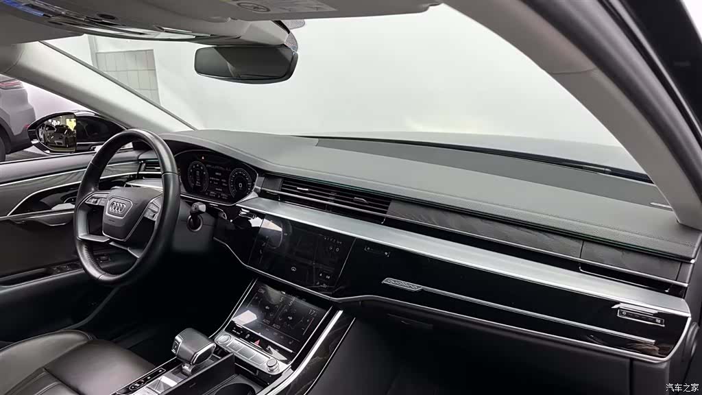 Audi A8L, 2020 11