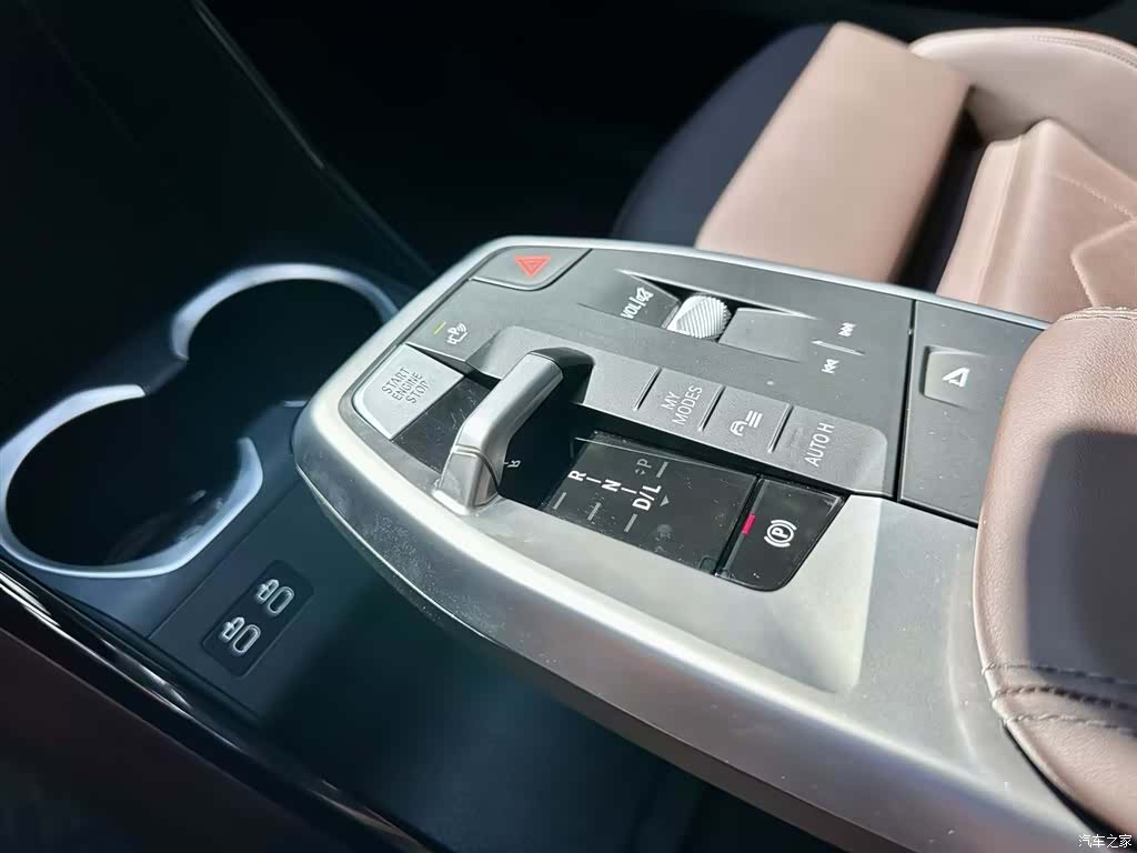 BMW X2, 2025 11