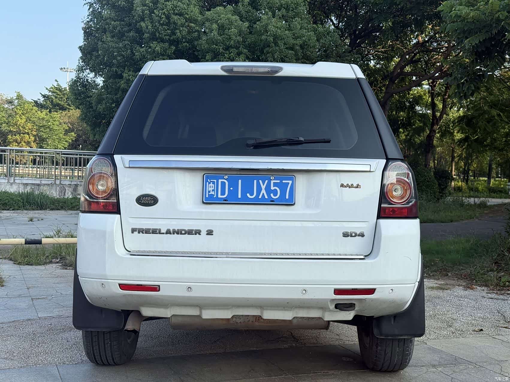 Land Rover SD4, 2013 8