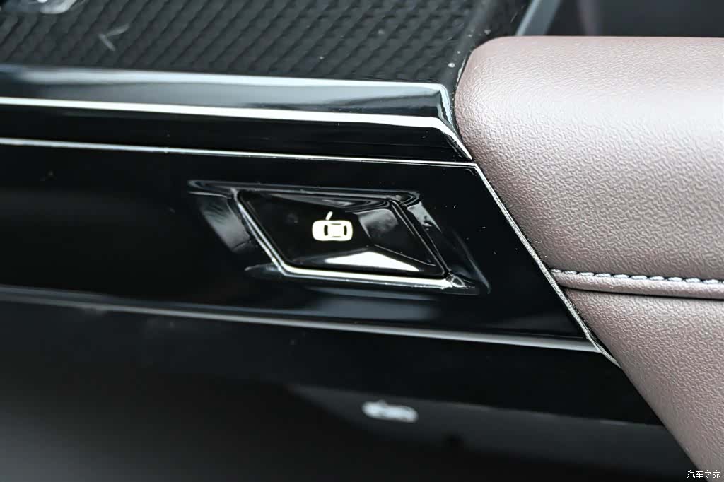 BMW 7 Series, 2023 28