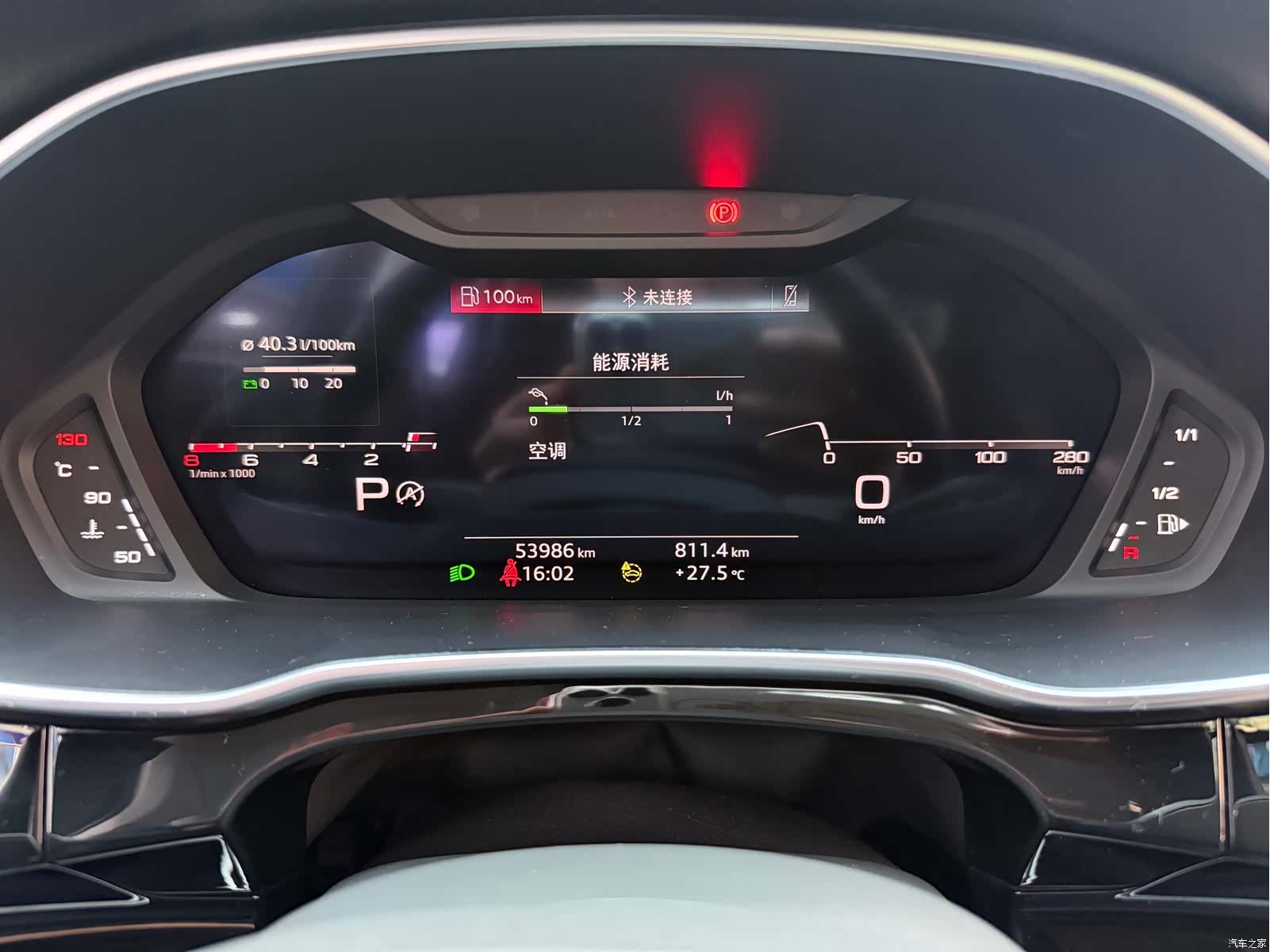 Audi Q3, 2022 4