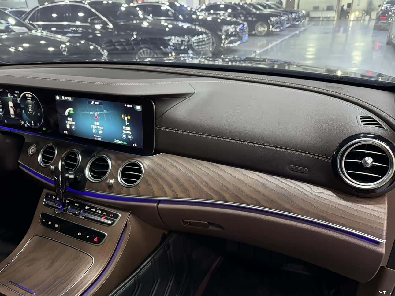 Mercedes-Benz E-Class, 2022 14