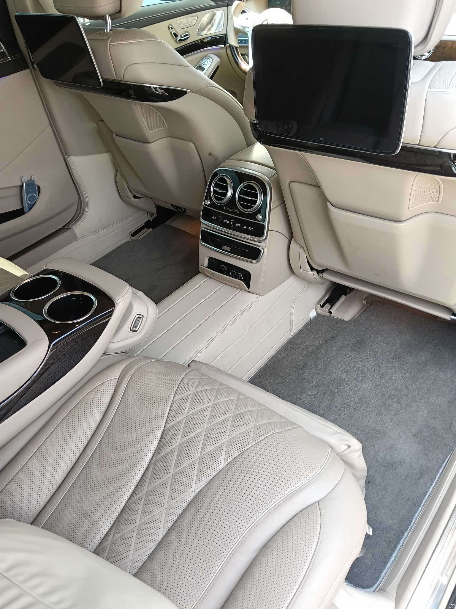 Maybach S-Class, 2020 10