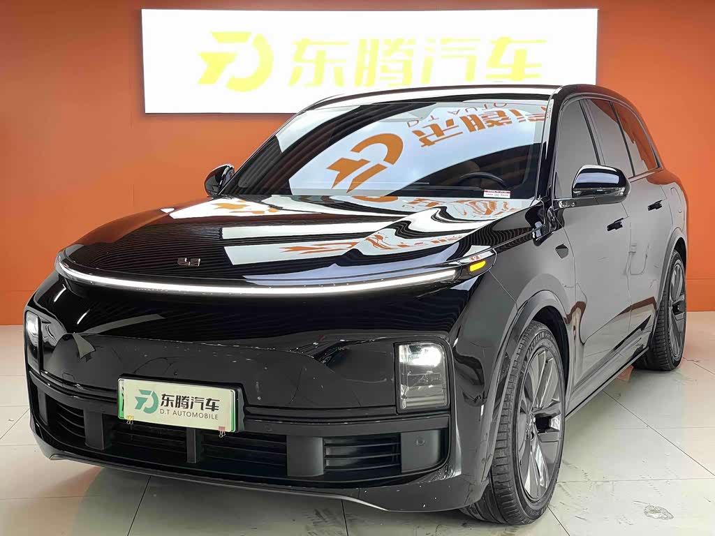Li Auto L8