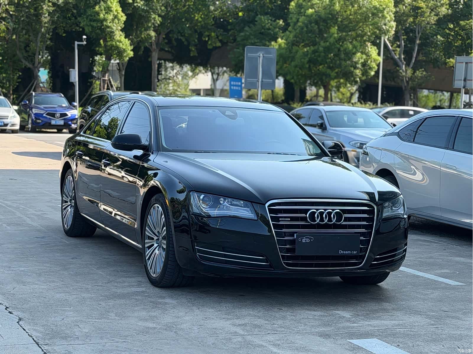 Audi A8L, 2011 3